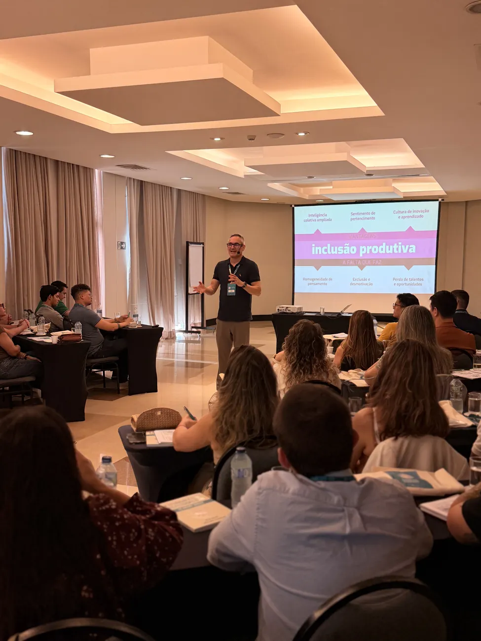 Líderes em formação no Chroma Summit em Cuiabá