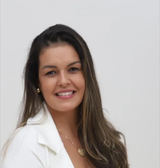 Retrato de Thaísa Leal Cintra.